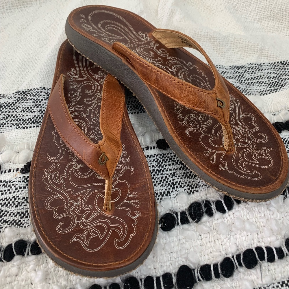Olukai Women’s flip flops